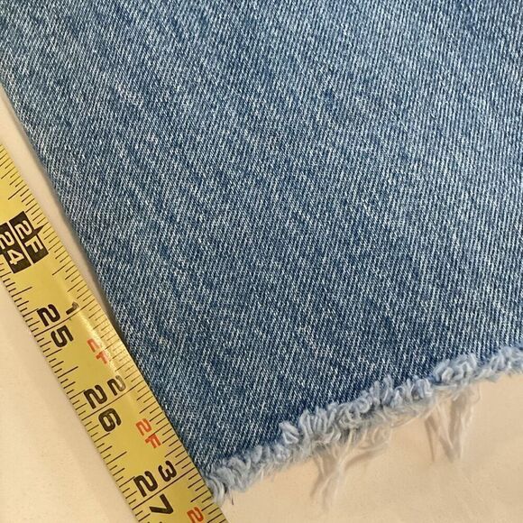 Levi’s Premium Sz 31 Wedgie Jeans Button Fly Raw Hem - Picture 7 of 8